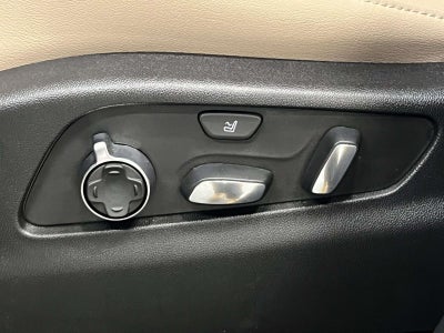 2024 Cadillac XT4 AWD Premium Luxury