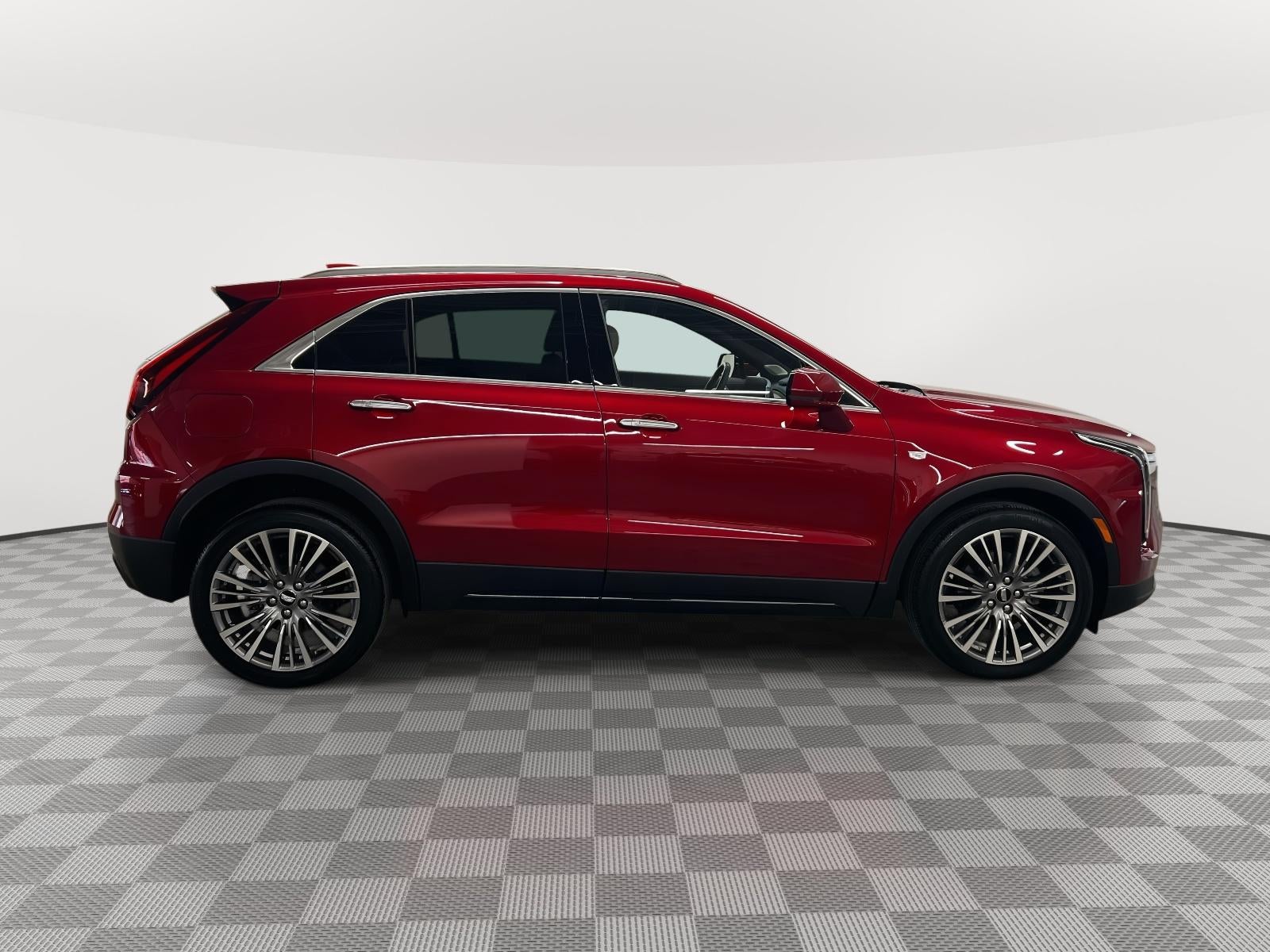 2024 Cadillac XT4 AWD Premium Luxury
