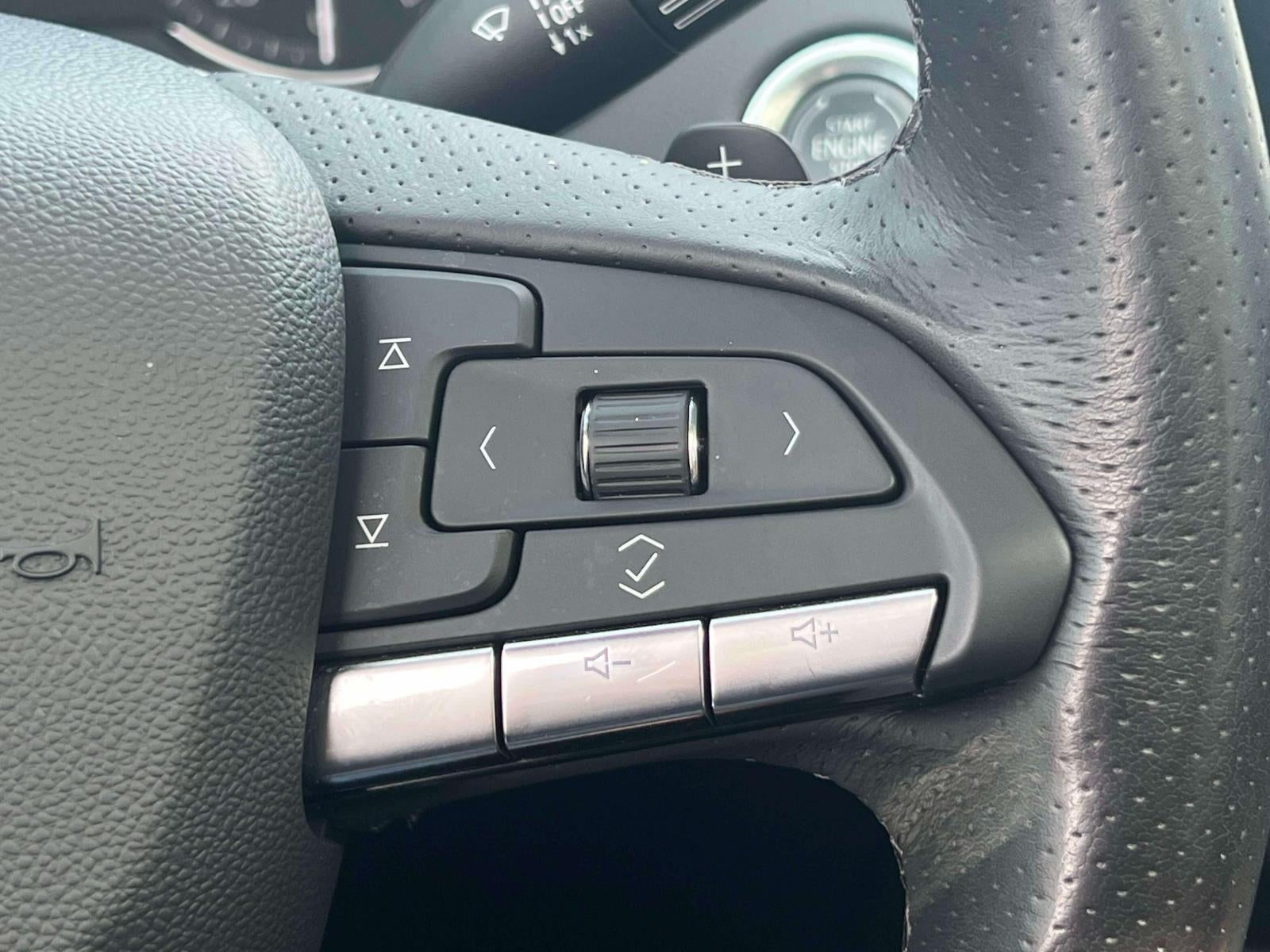 2023 Cadillac XT4 FWD Sport