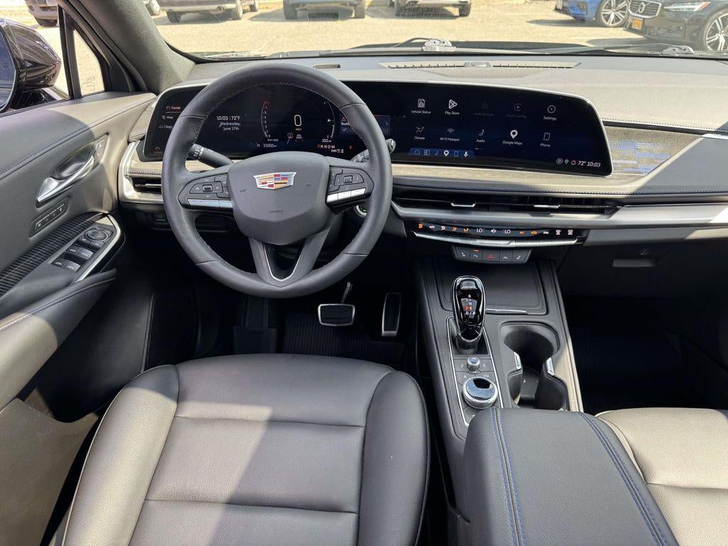 2024 Cadillac XT4 AWD Sport