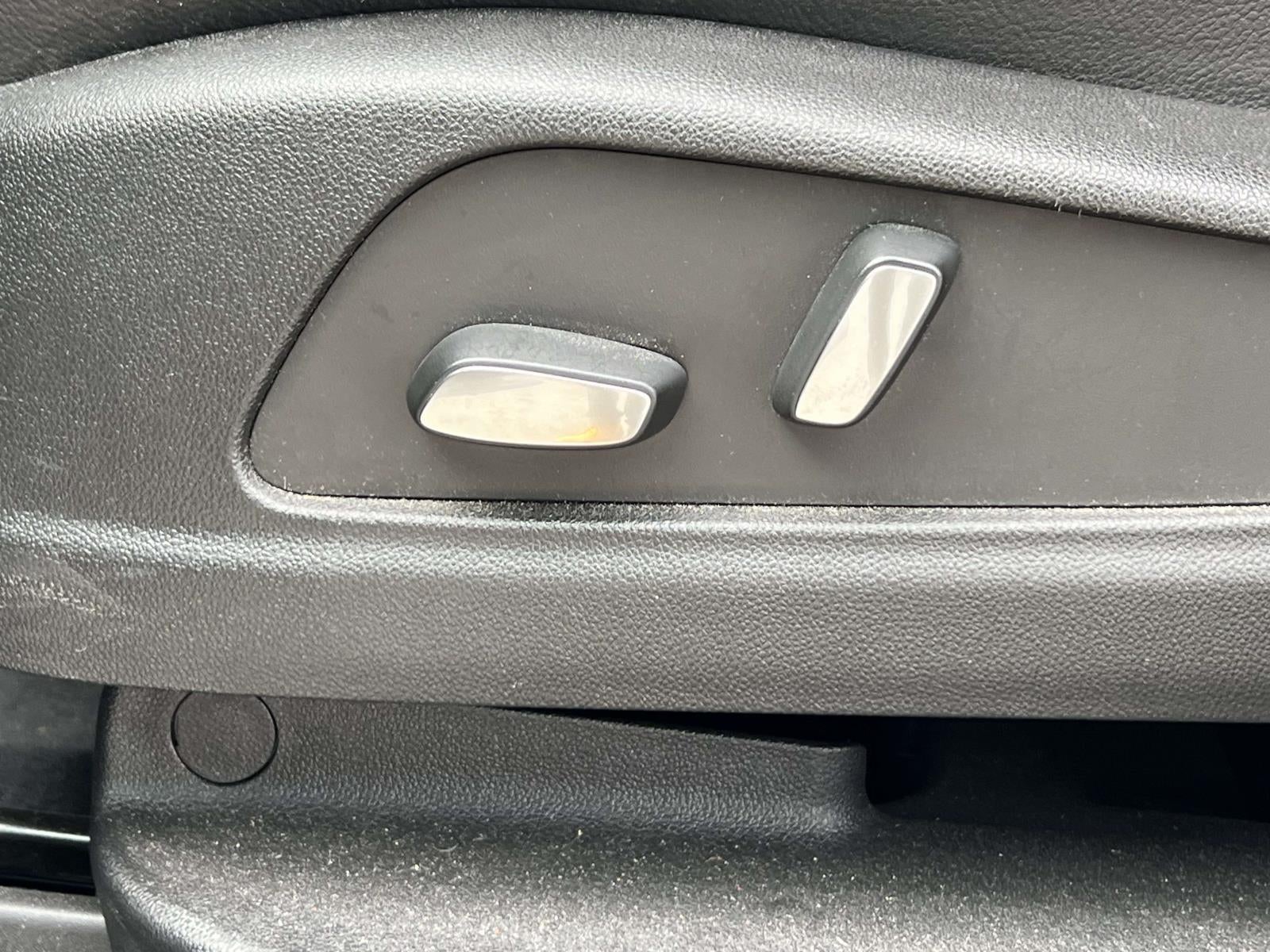 2023 Cadillac XT5 AWD Luxury