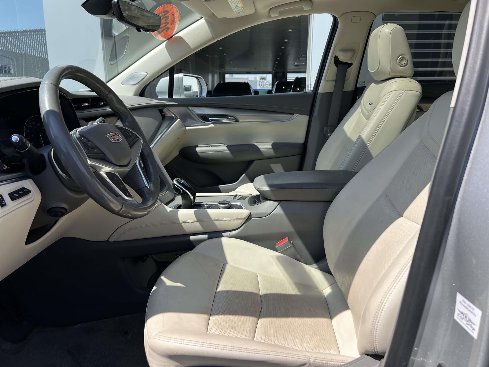 2020 Cadillac XT5 FWD Premium Luxury