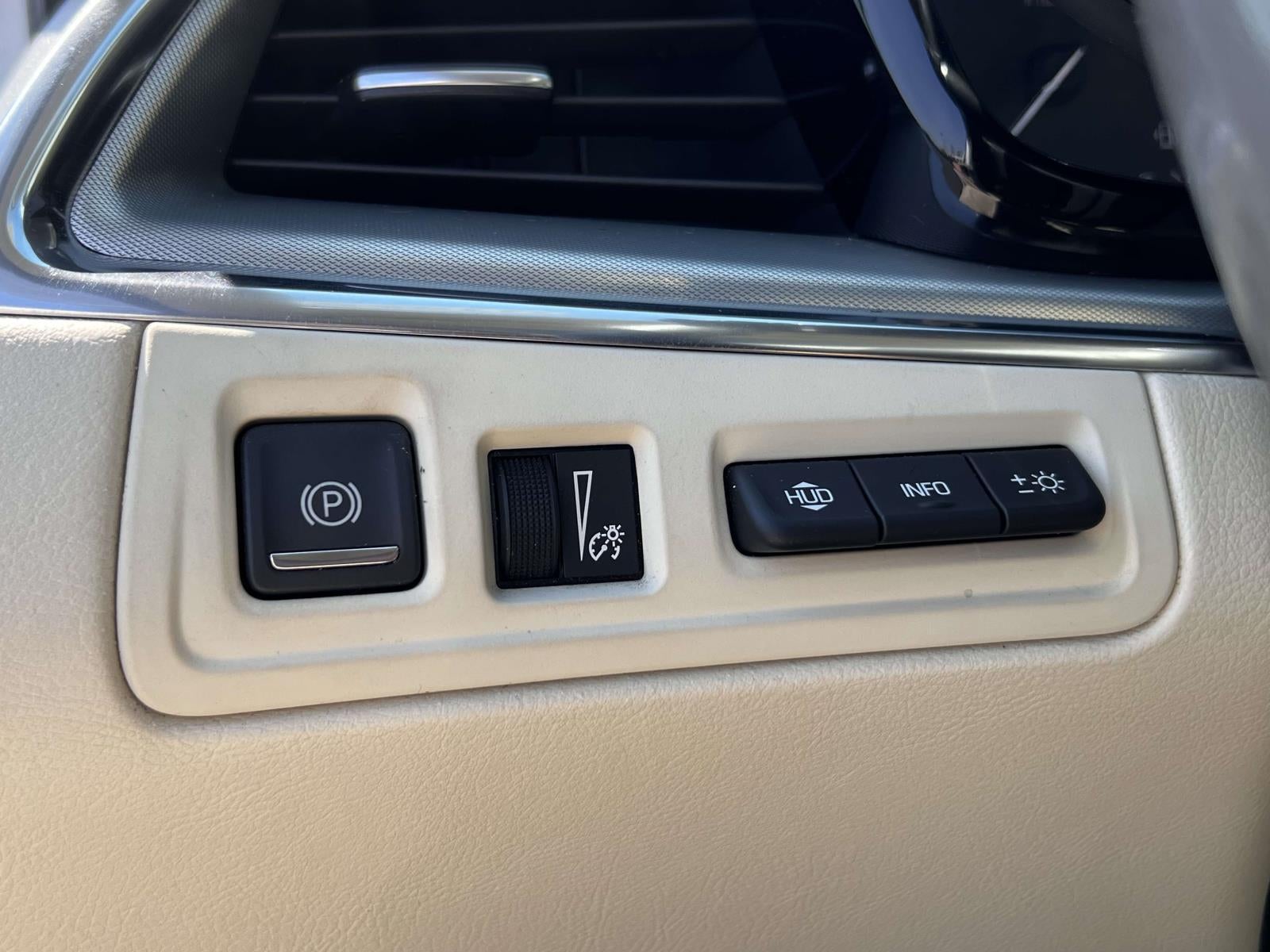 2020 Cadillac XT5 FWD Premium Luxury