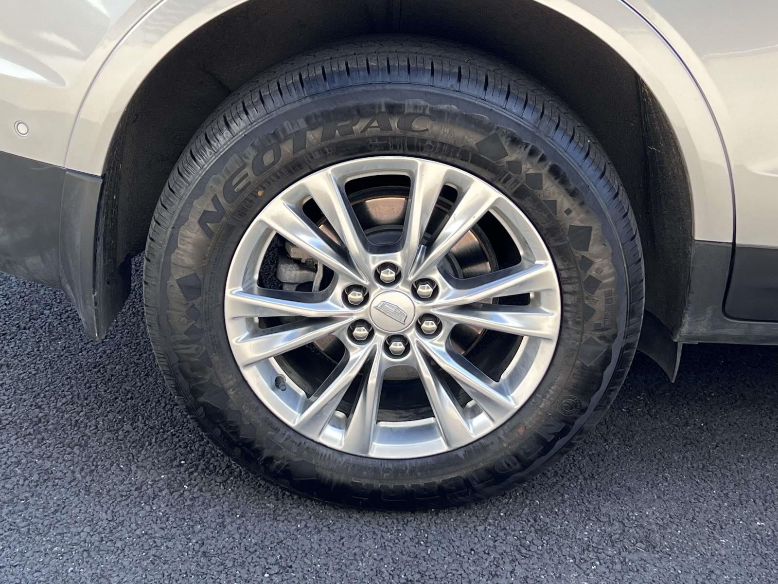 2020 Cadillac XT5 FWD Premium Luxury