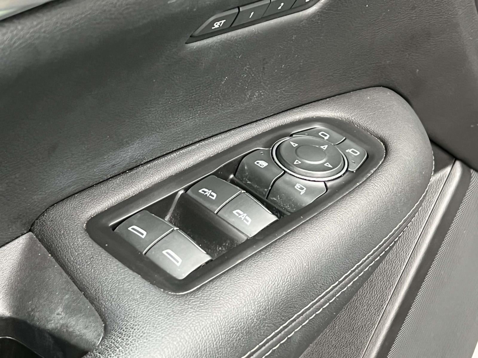 2022 Cadillac XT5 AWD Premium Luxury