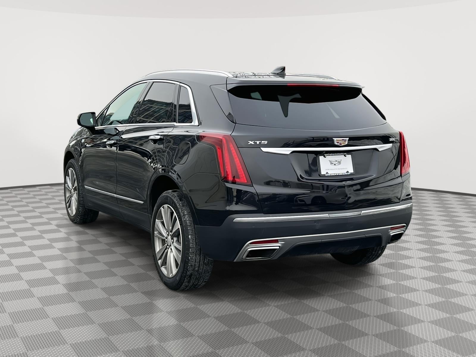 2022 Cadillac XT5 AWD Premium Luxury