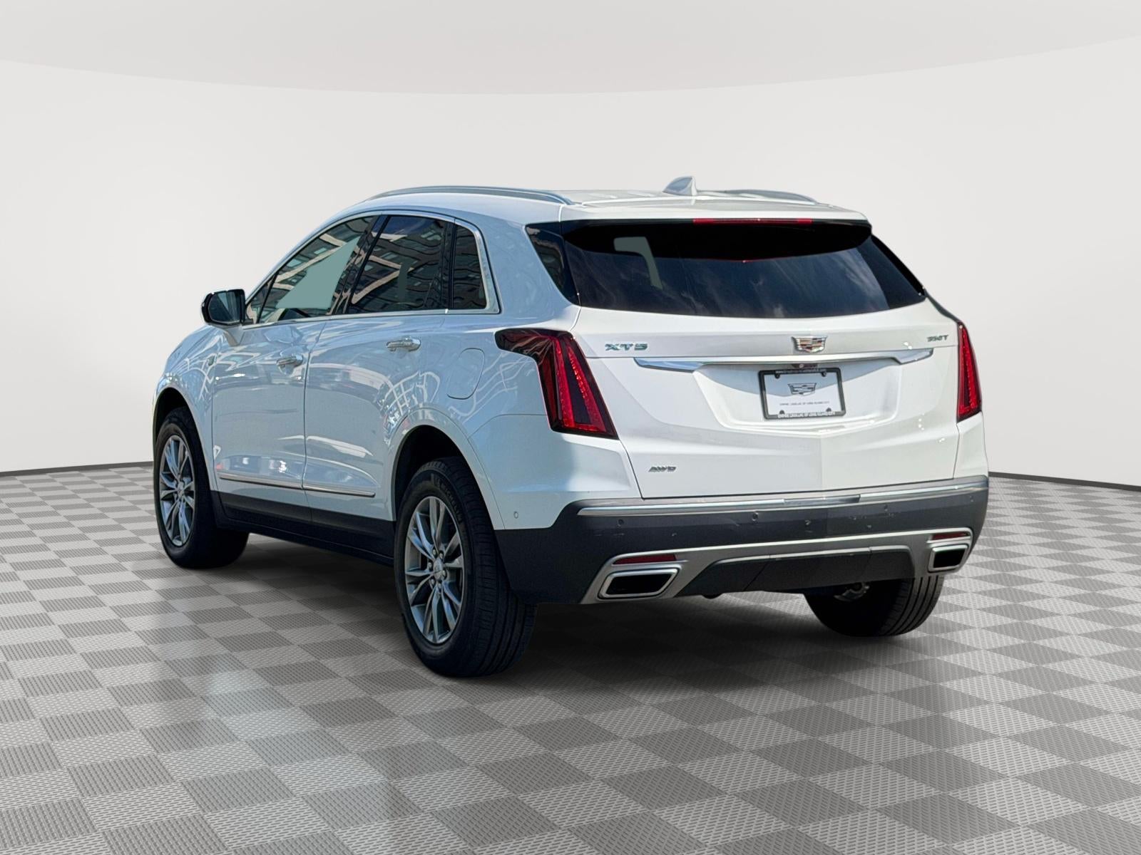 2022 Cadillac XT5 AWD Premium Luxury