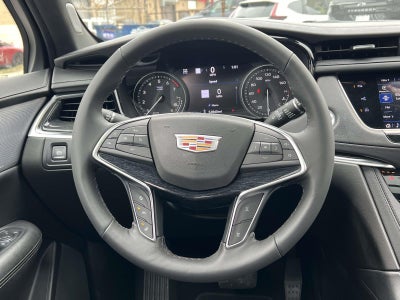 2022 Cadillac XT5 AWD Premium Luxury