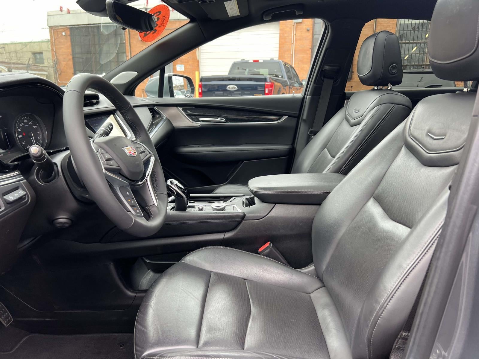 2022 Cadillac XT5 AWD Premium Luxury