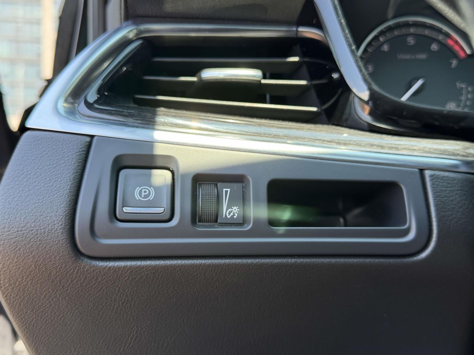 2023 Cadillac XT5 AWD Premium Luxury