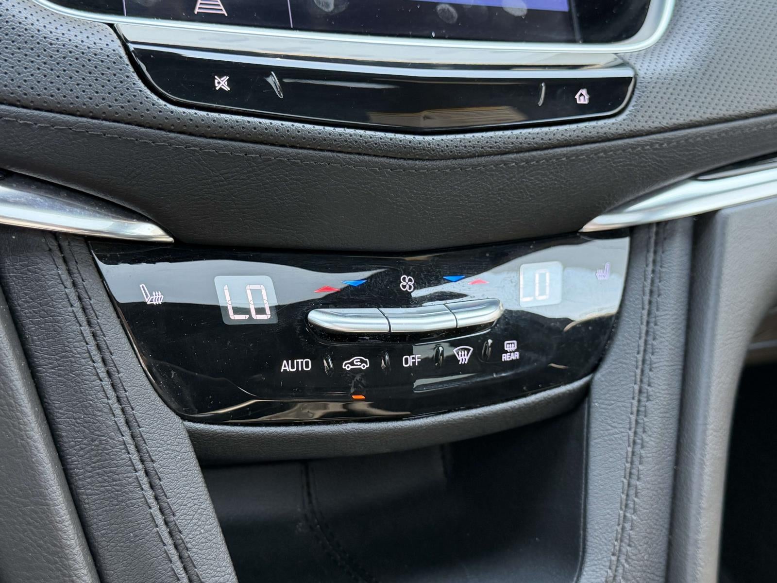 2023 Cadillac XT5 AWD Premium Luxury