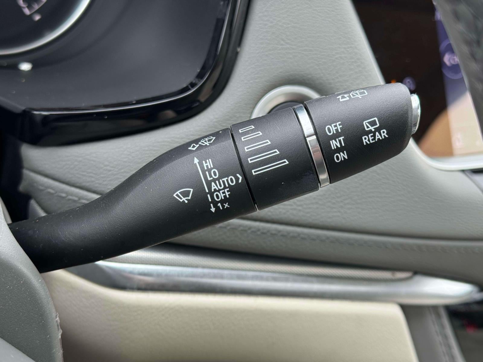 2023 Cadillac XT5 AWD Premium Luxury