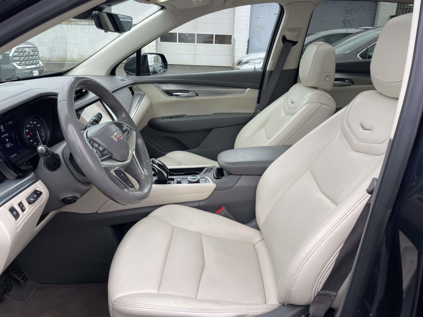 2022 Cadillac XT5 AWD Premium Luxury