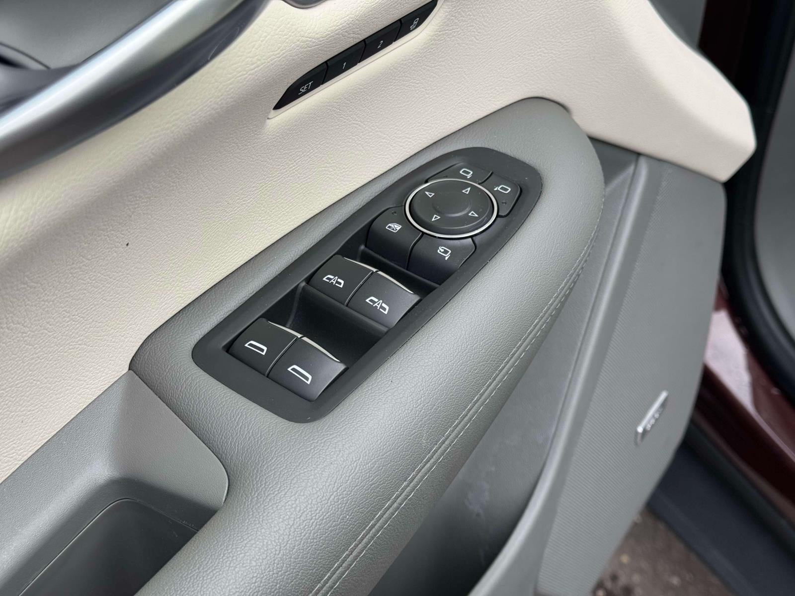 2023 Cadillac XT5 AWD Premium Luxury