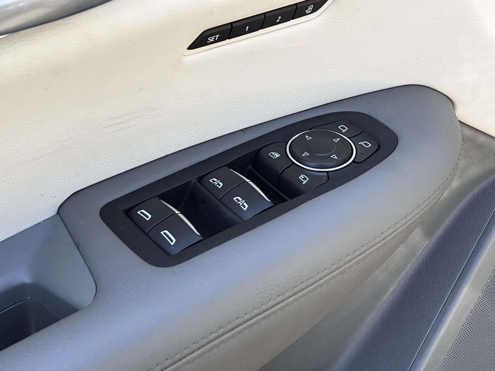 2025 Cadillac XT5 AWD Premium Luxury
