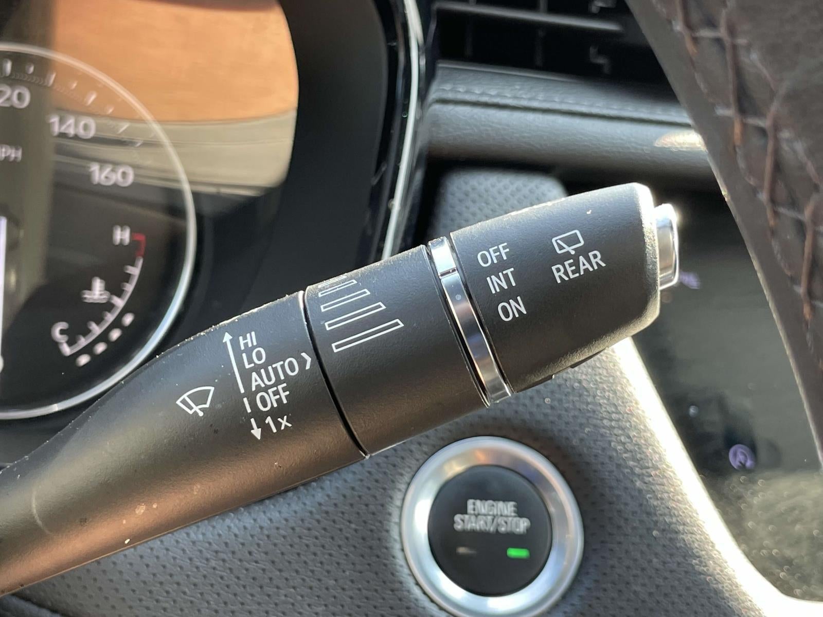 2022 Cadillac XT5 AWD Sport