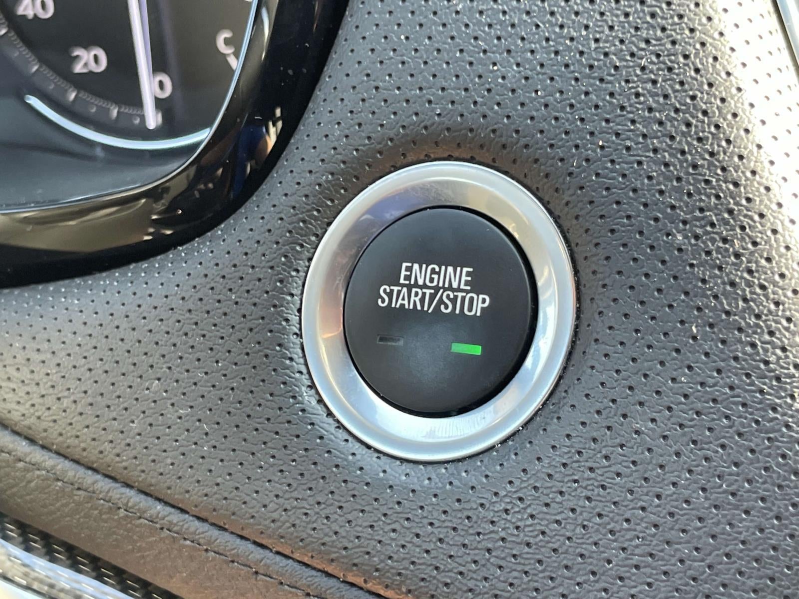 2022 Cadillac XT5 AWD Sport