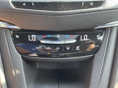 2022 Cadillac XT5 AWD Sport