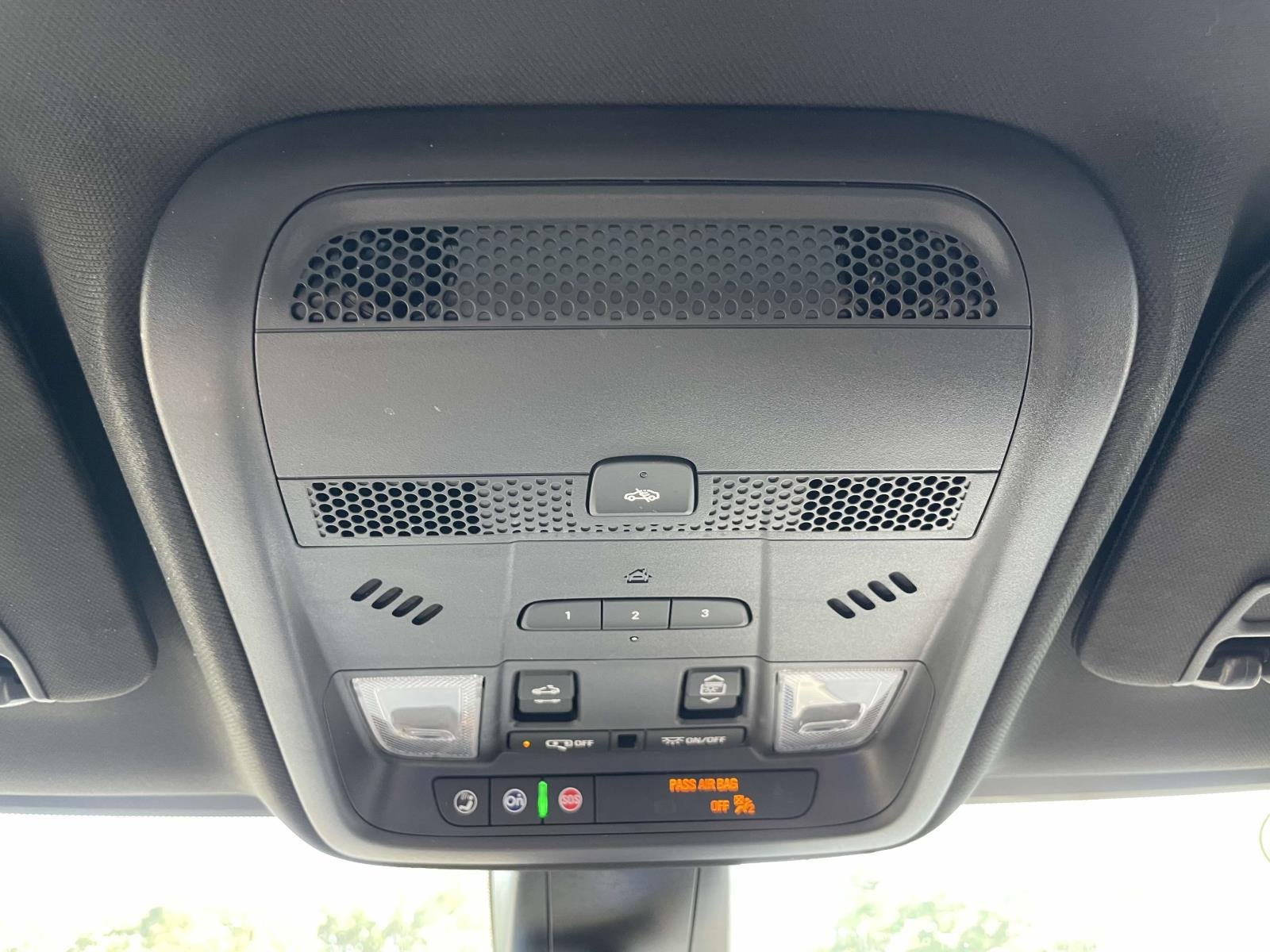 2022 Cadillac XT5 AWD Sport