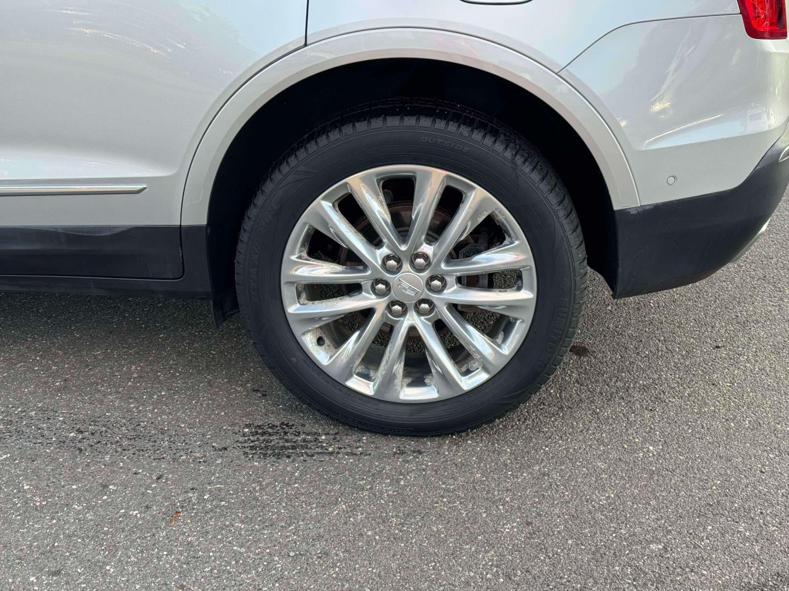 2019 Cadillac XT5 Platinum