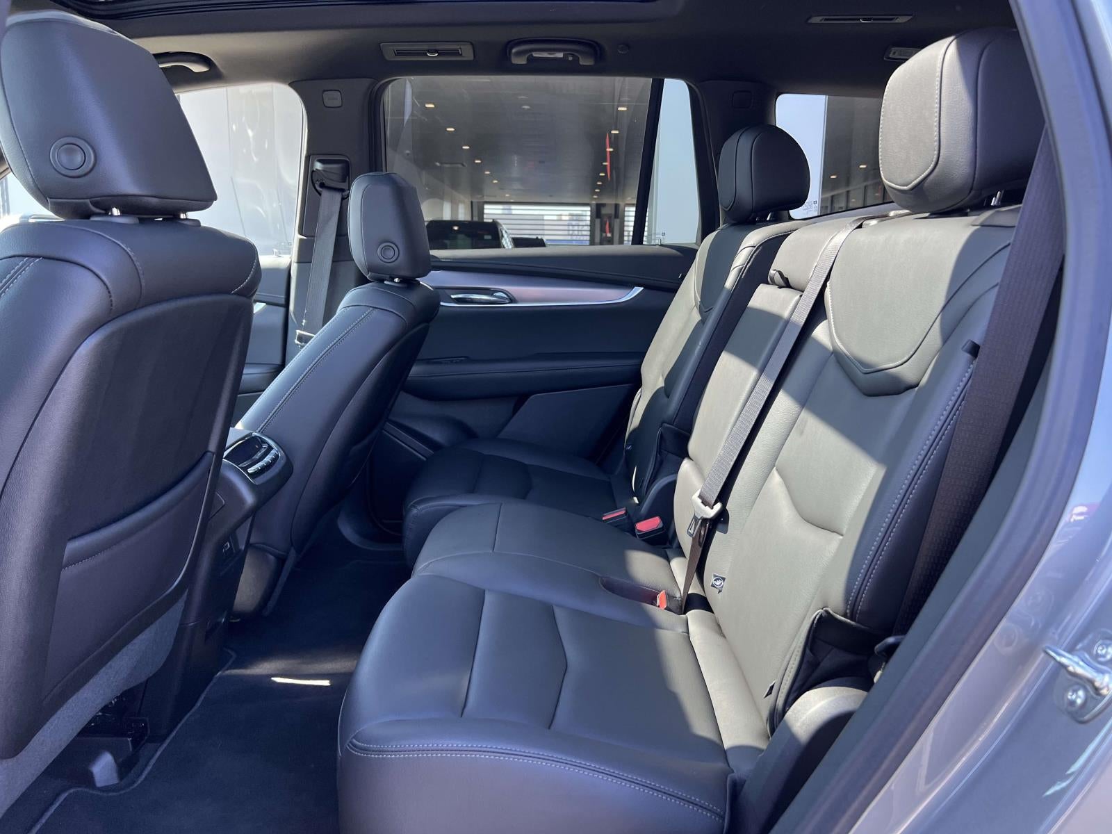 2025 Cadillac XT6 AWD Luxury