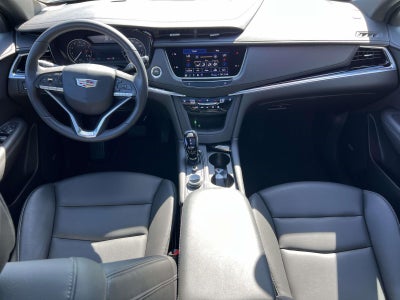 2025 Cadillac XT6 AWD Luxury