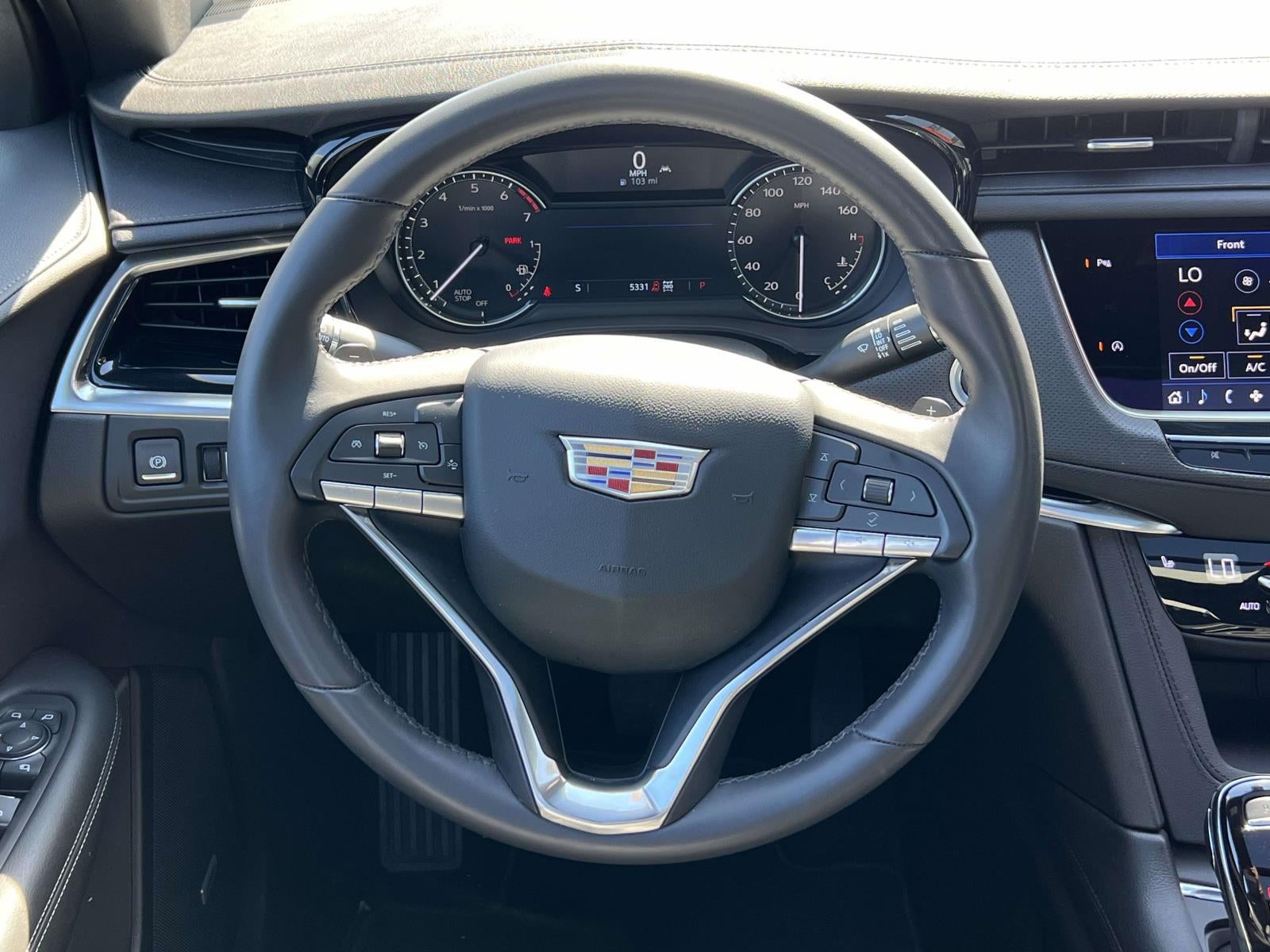 2025 Cadillac XT6 AWD Luxury