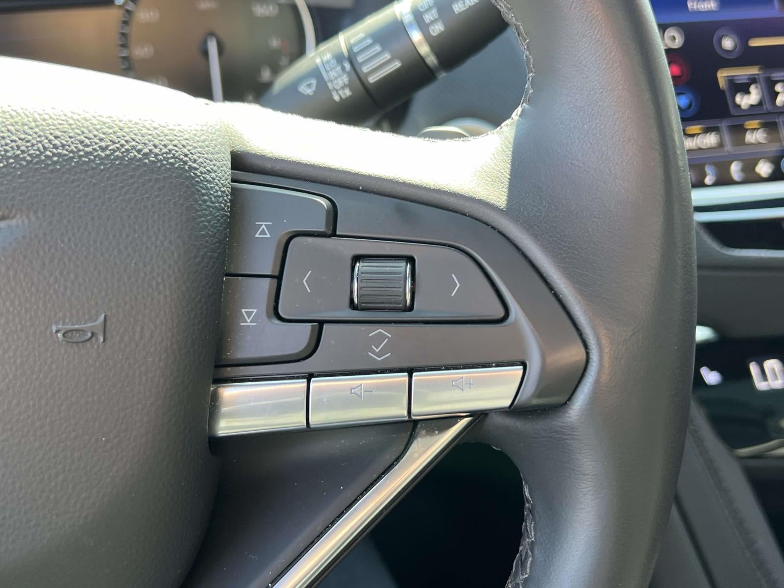 2025 Cadillac XT6 AWD Luxury