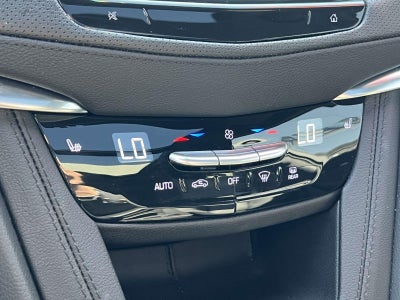 2025 Cadillac XT6 AWD Luxury