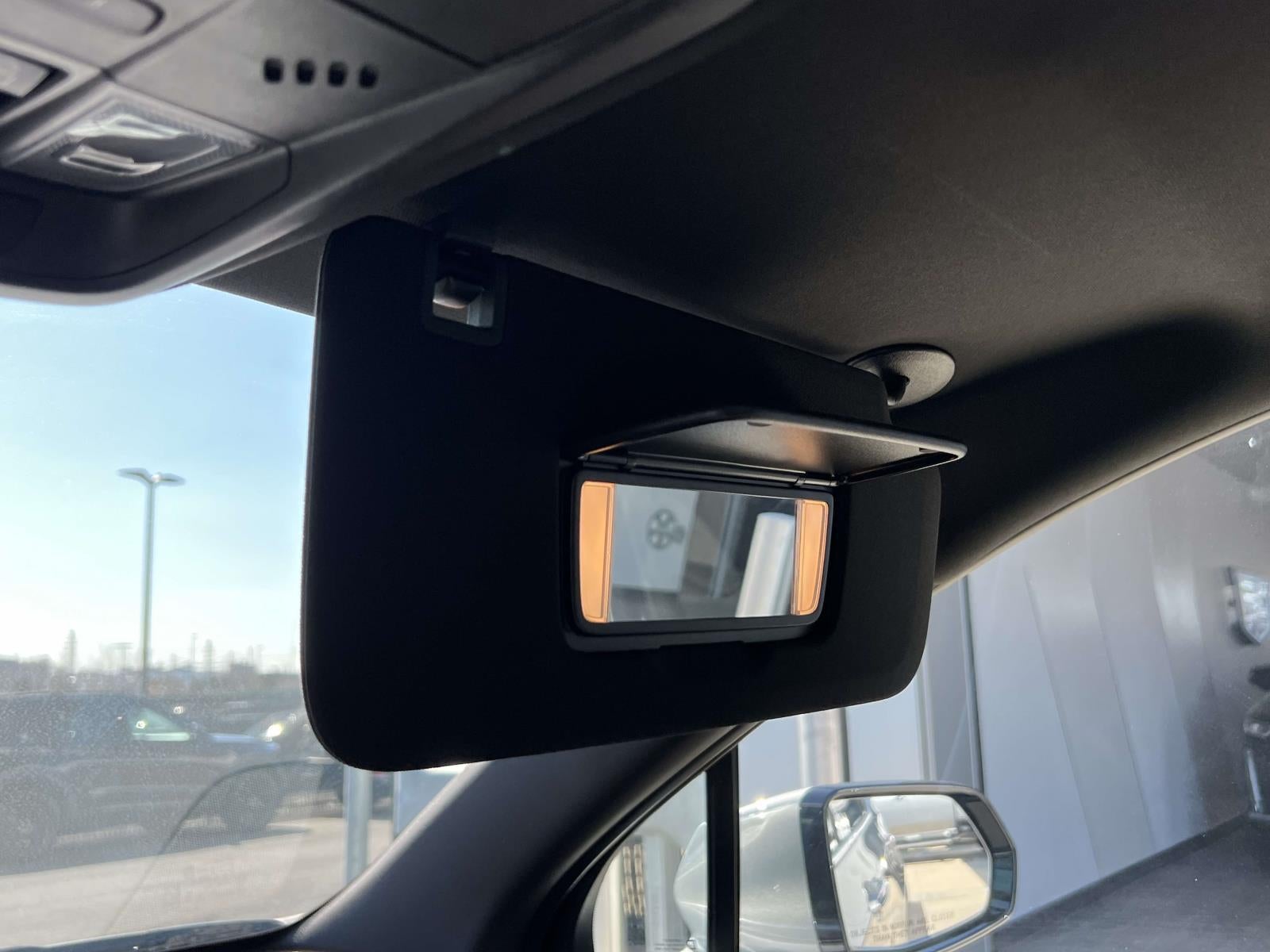 2025 Cadillac XT6 AWD Luxury