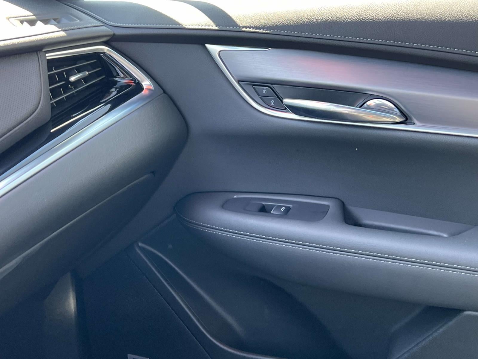 2025 Cadillac XT6 AWD Luxury