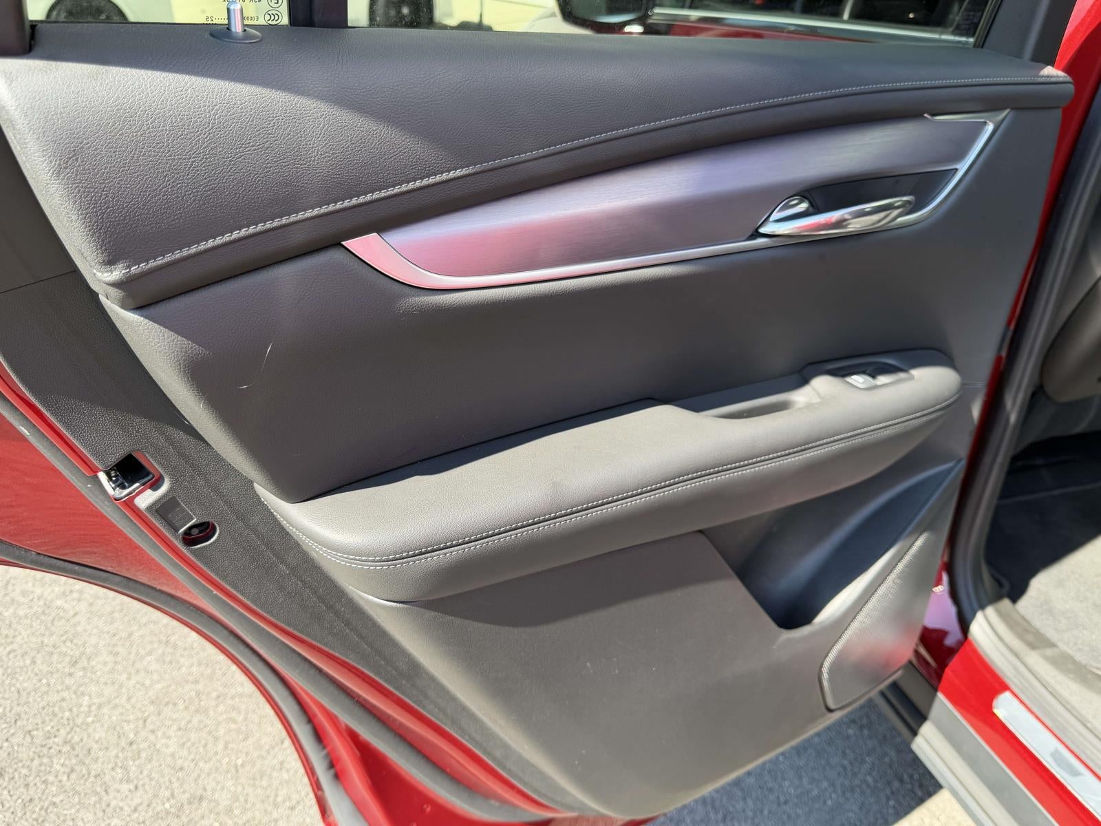 2025 Cadillac XT6 AWD Luxury