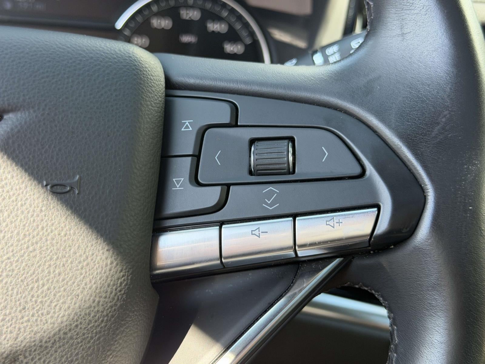2025 Cadillac XT6 AWD Luxury