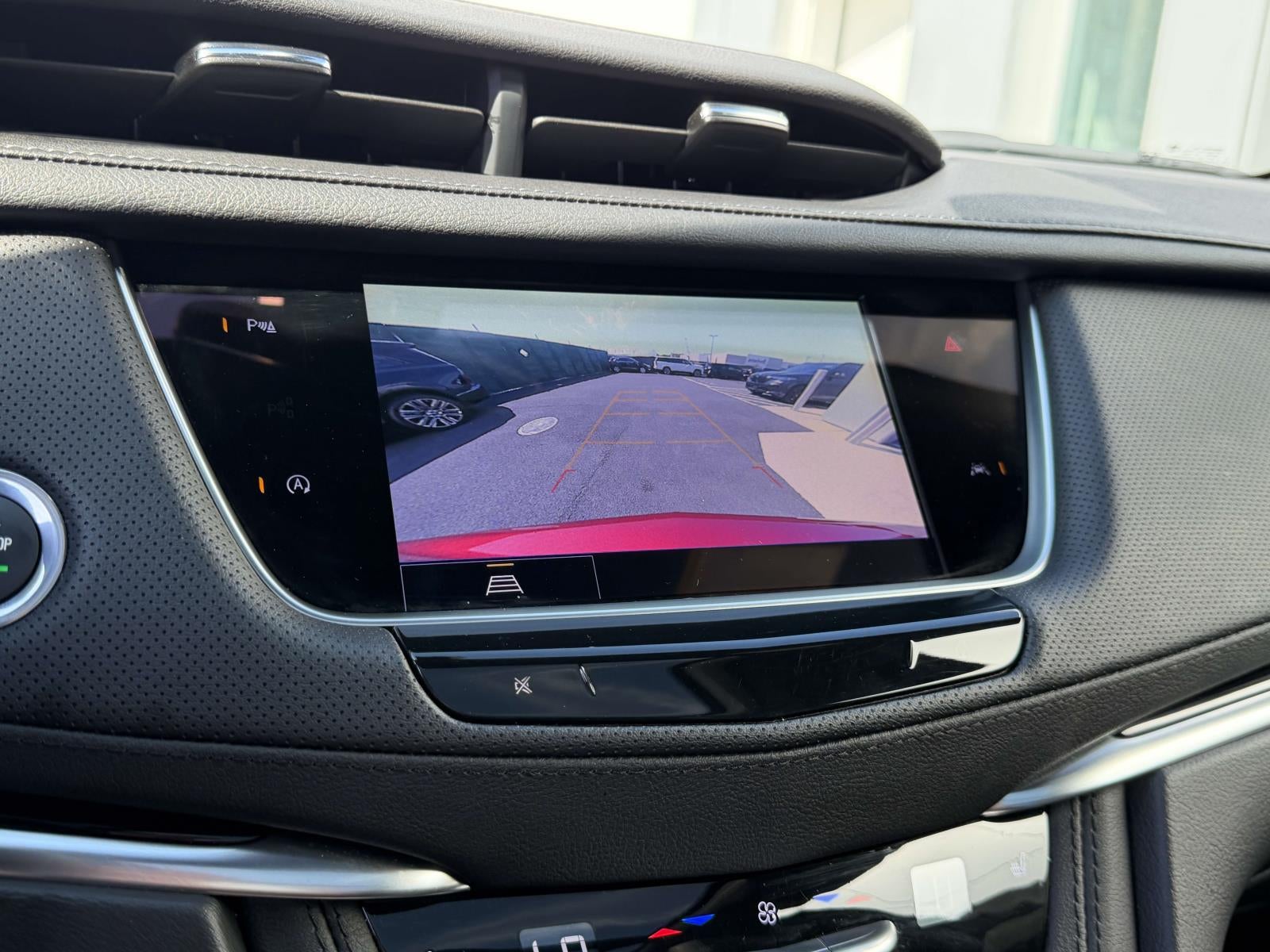 2025 Cadillac XT6 AWD Luxury