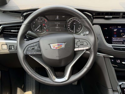 2024 Cadillac XT6 Luxury
