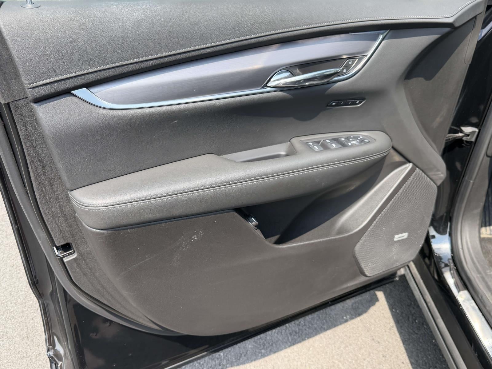 2024 Cadillac XT6 Luxury