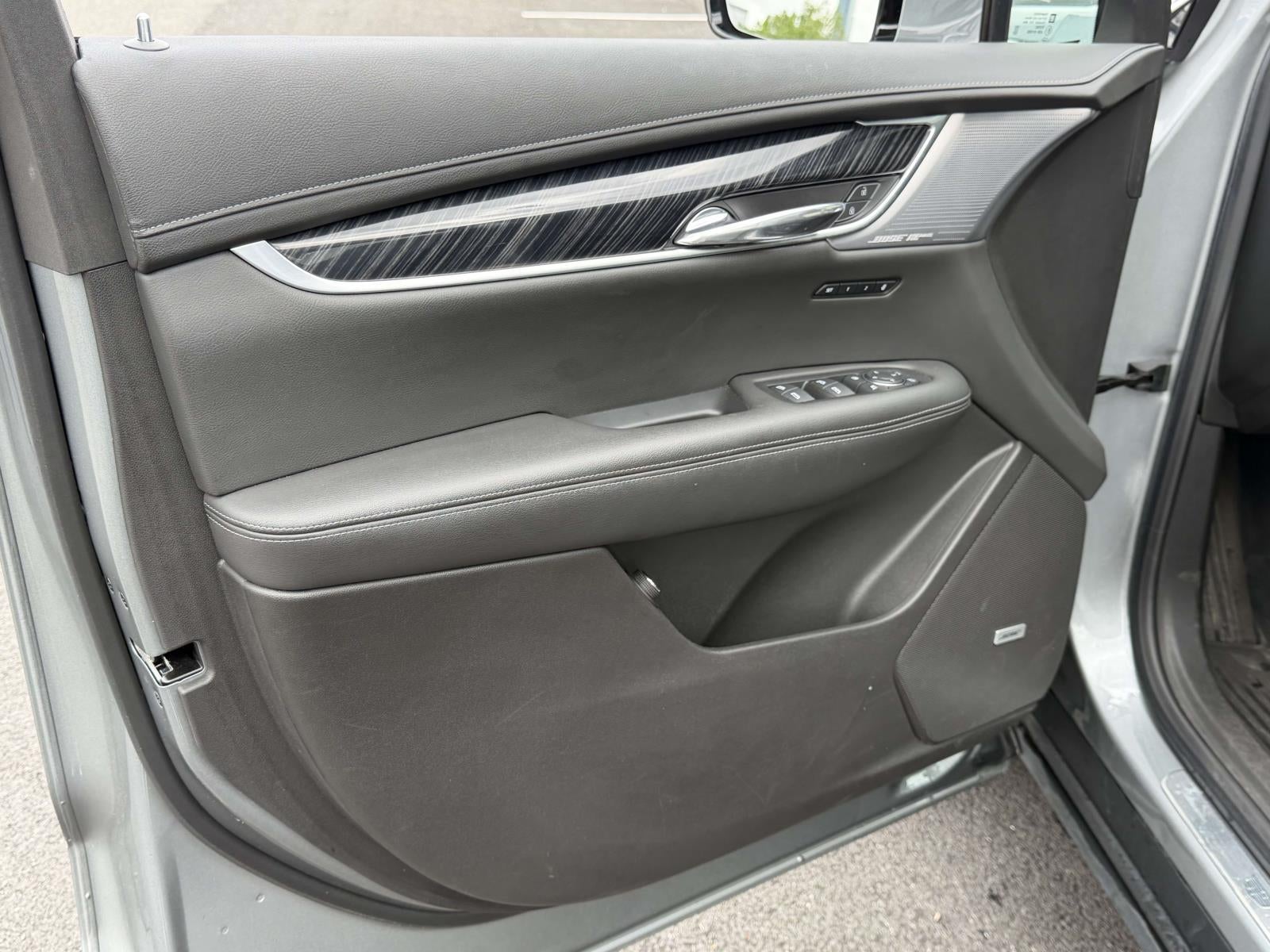 2023 Cadillac XT6 AWD Premium Luxury