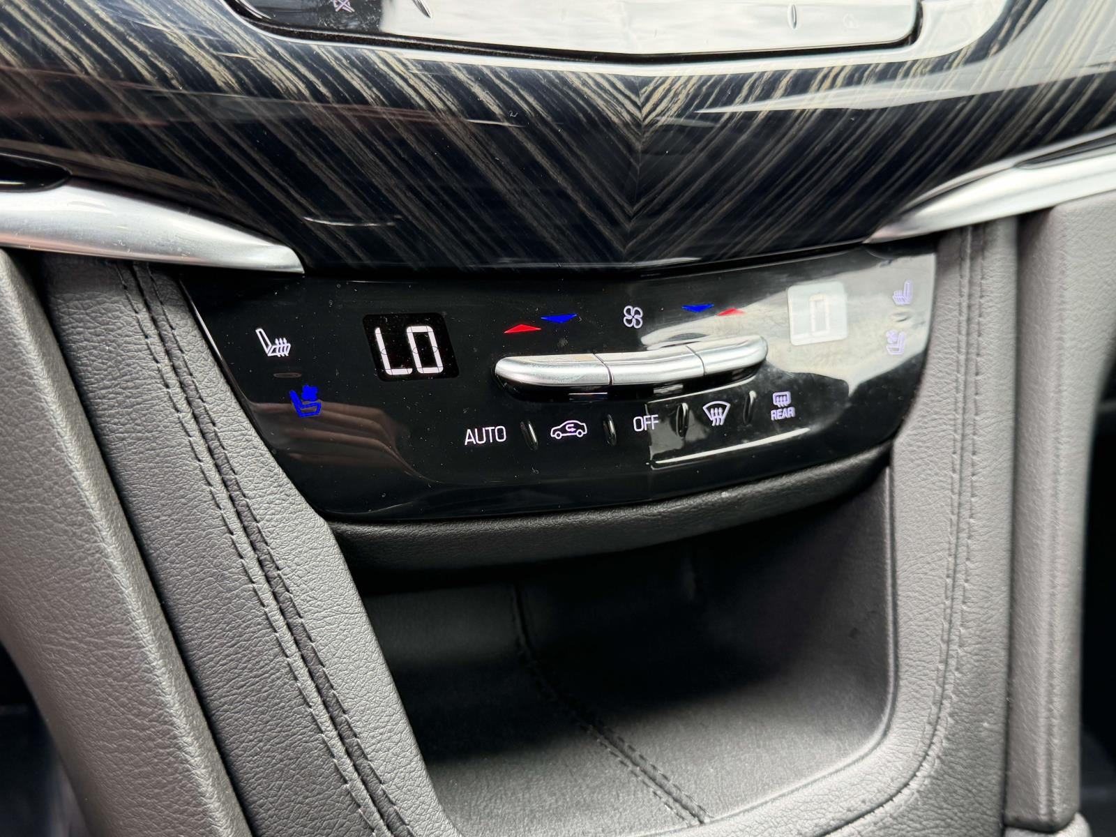 2024 Cadillac XT6 AWD Premium Luxury