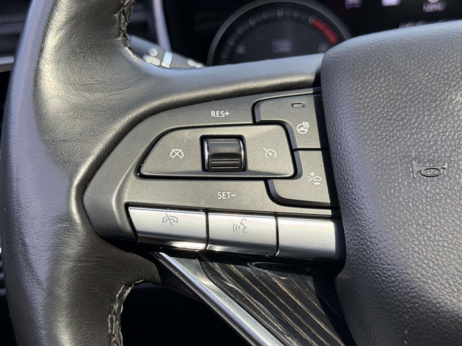 2025 Cadillac XT6 AWD Premium Luxury