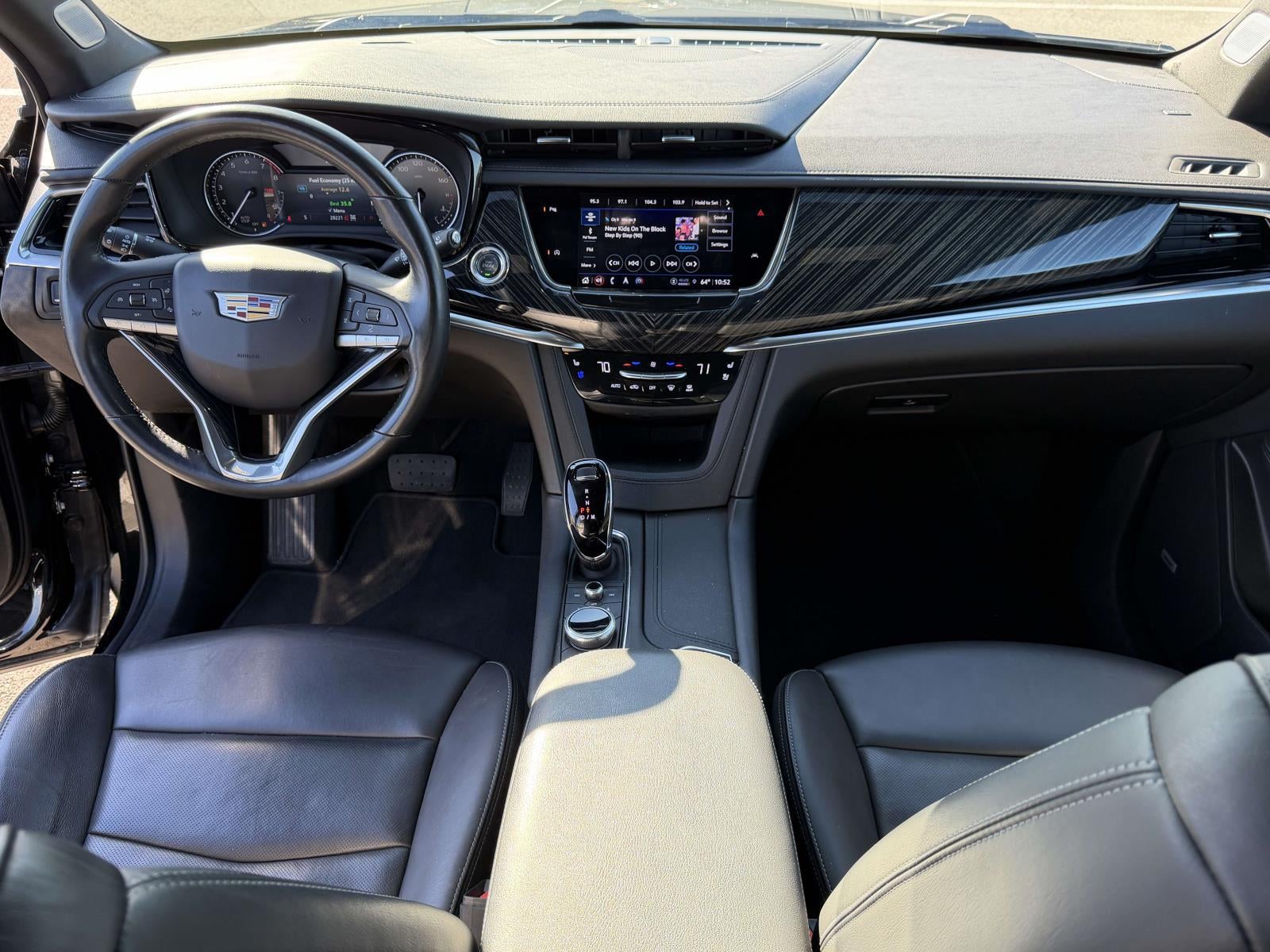 2025 Cadillac XT6 AWD Premium Luxury