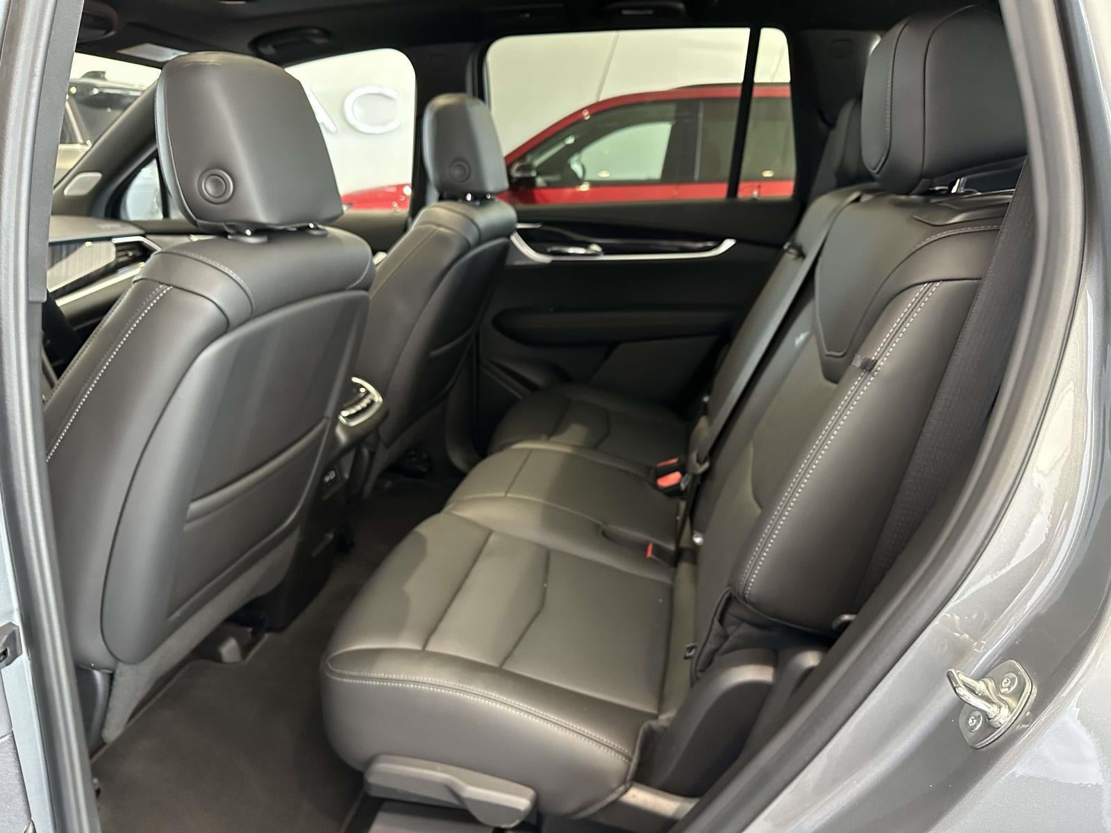 2025 Cadillac XT6 AWD Premium Luxury