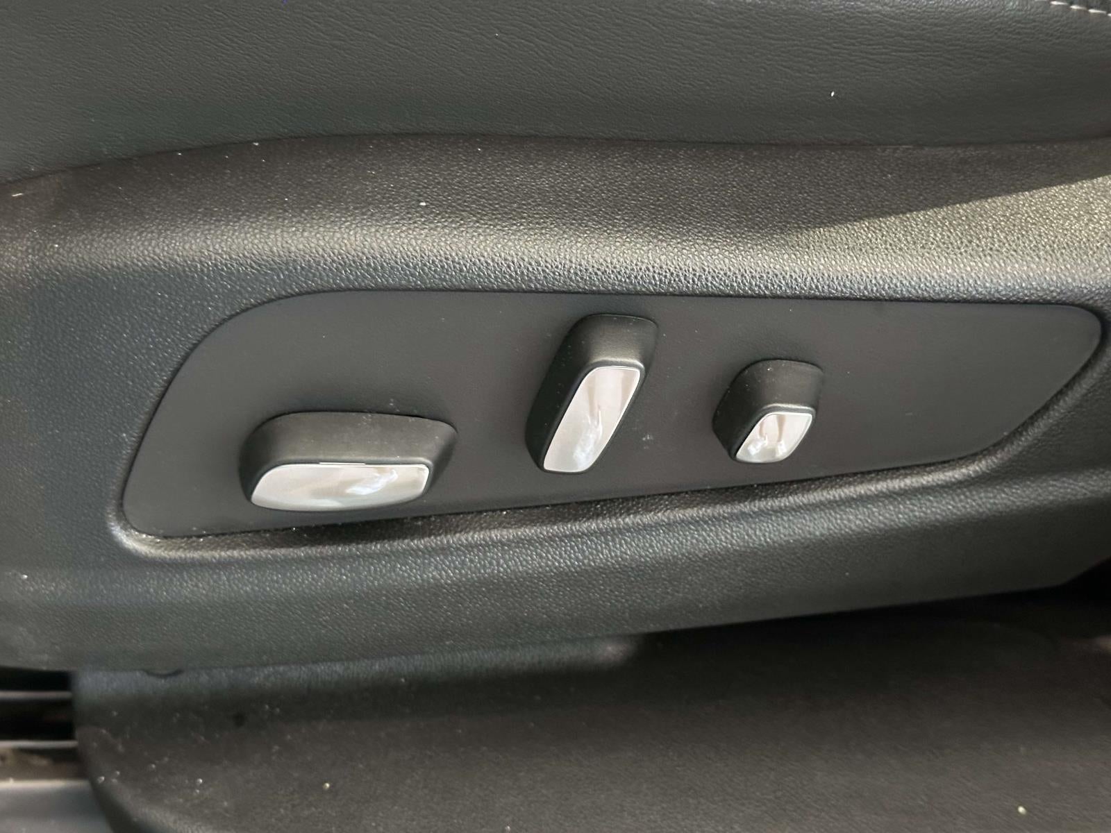 2025 Cadillac XT6 AWD Premium Luxury