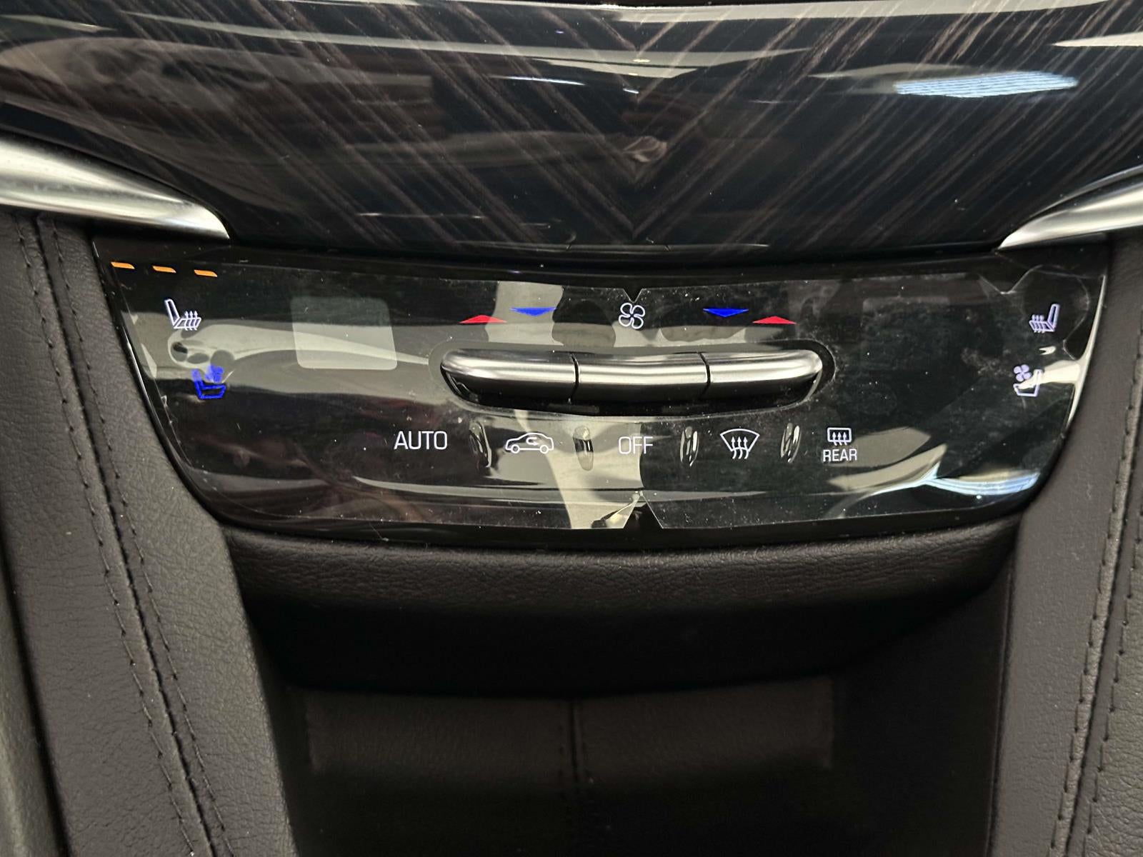 2025 Cadillac XT6 AWD Premium Luxury