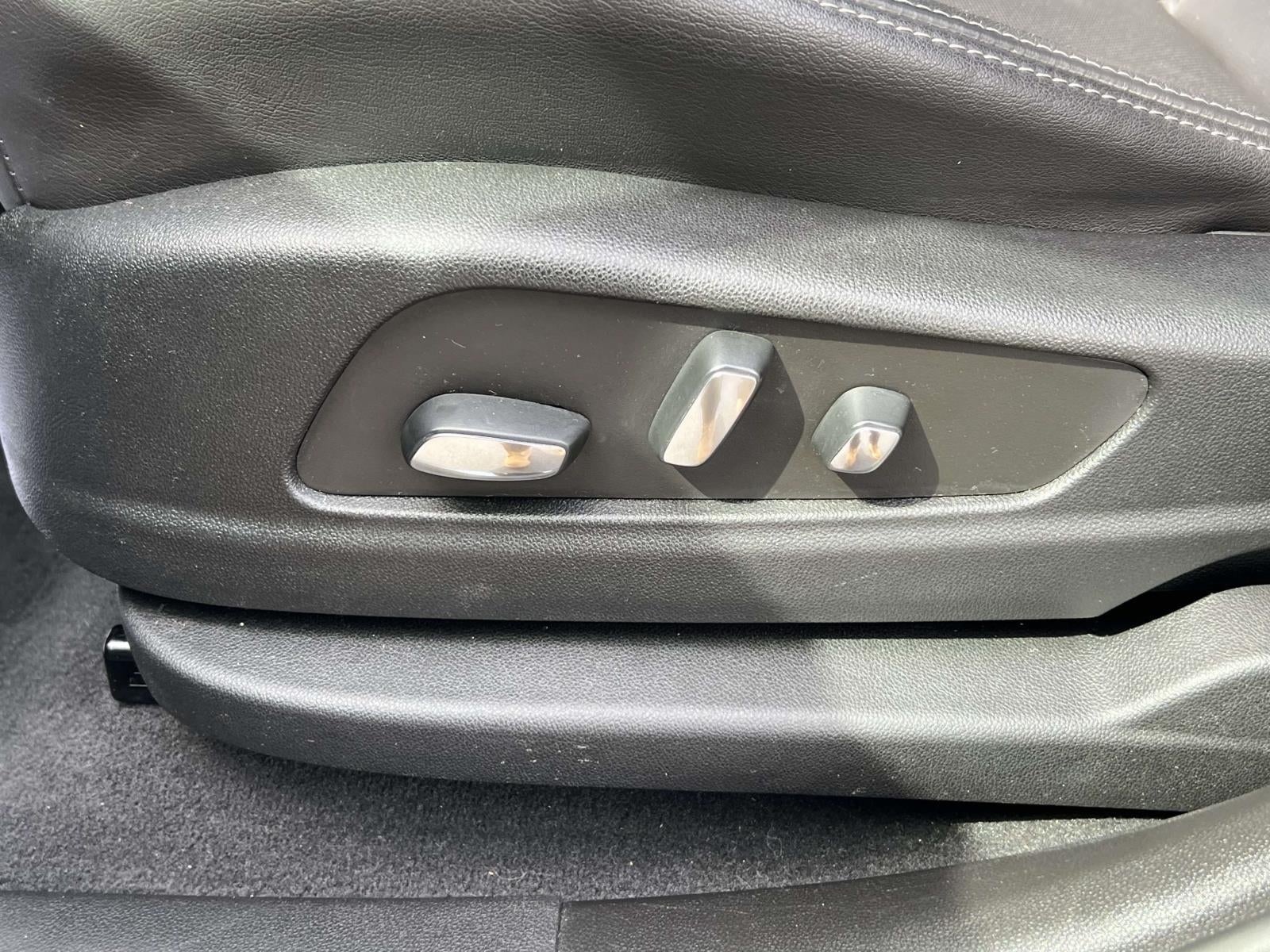 2023 Cadillac XT6 AWD Premium Luxury