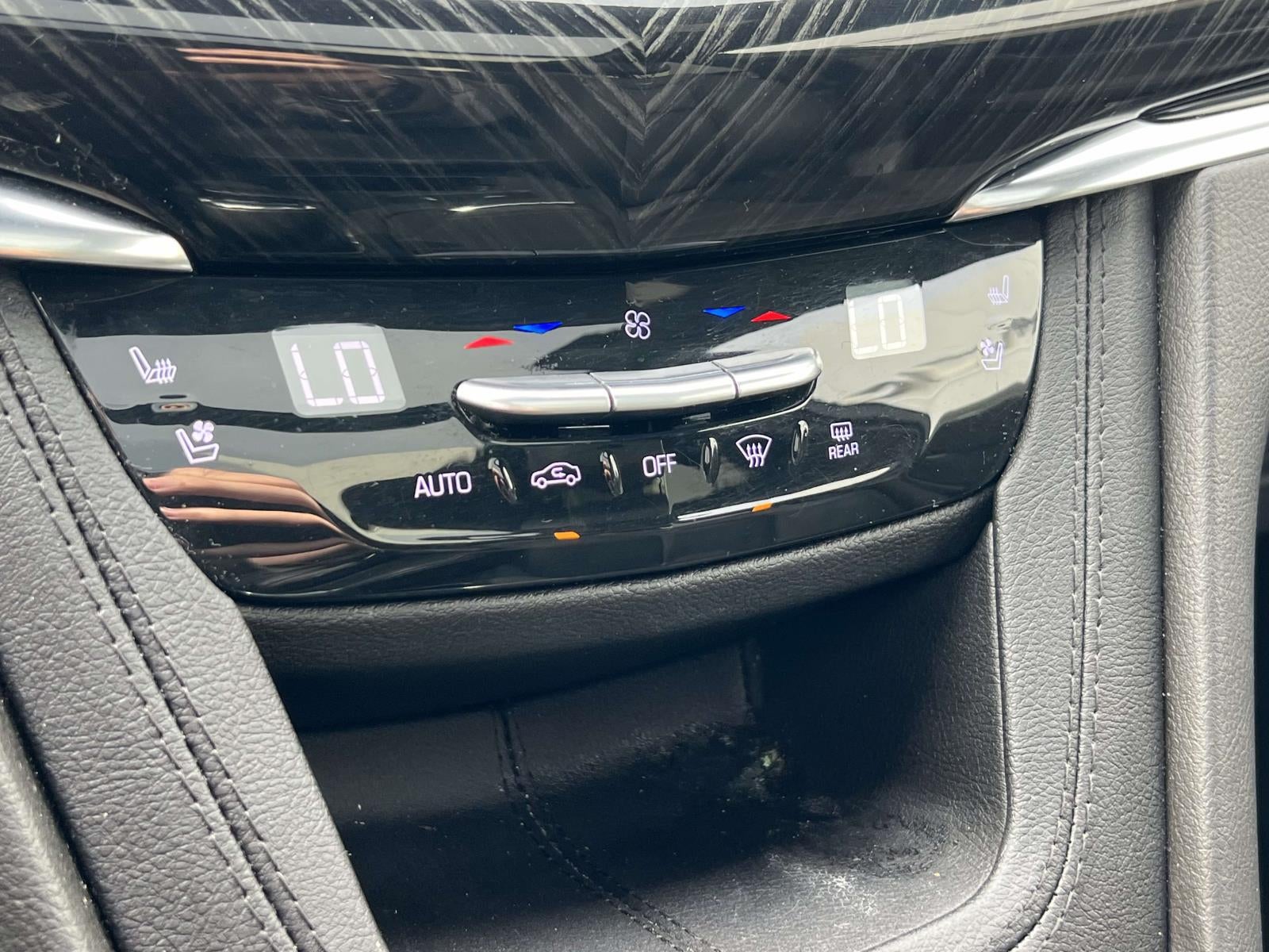 2023 Cadillac XT6 AWD Premium Luxury