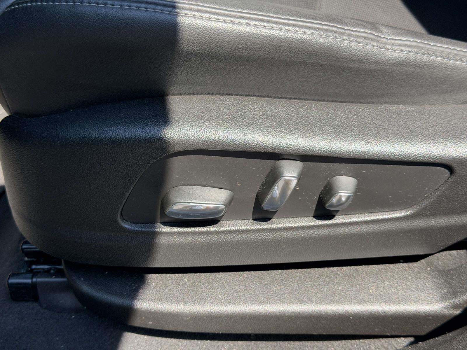 2025 Cadillac XT6 AWD Premium Luxury