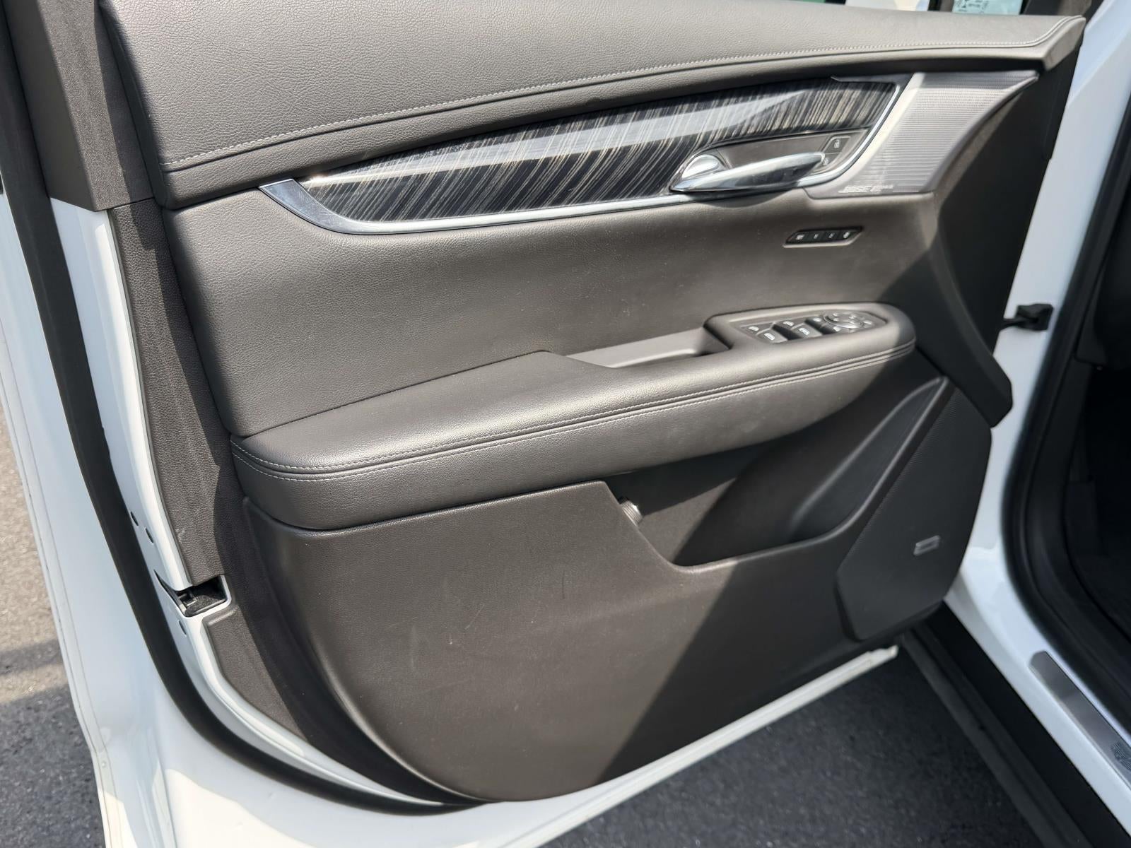 2023 Cadillac XT6 AWD Premium Luxury
