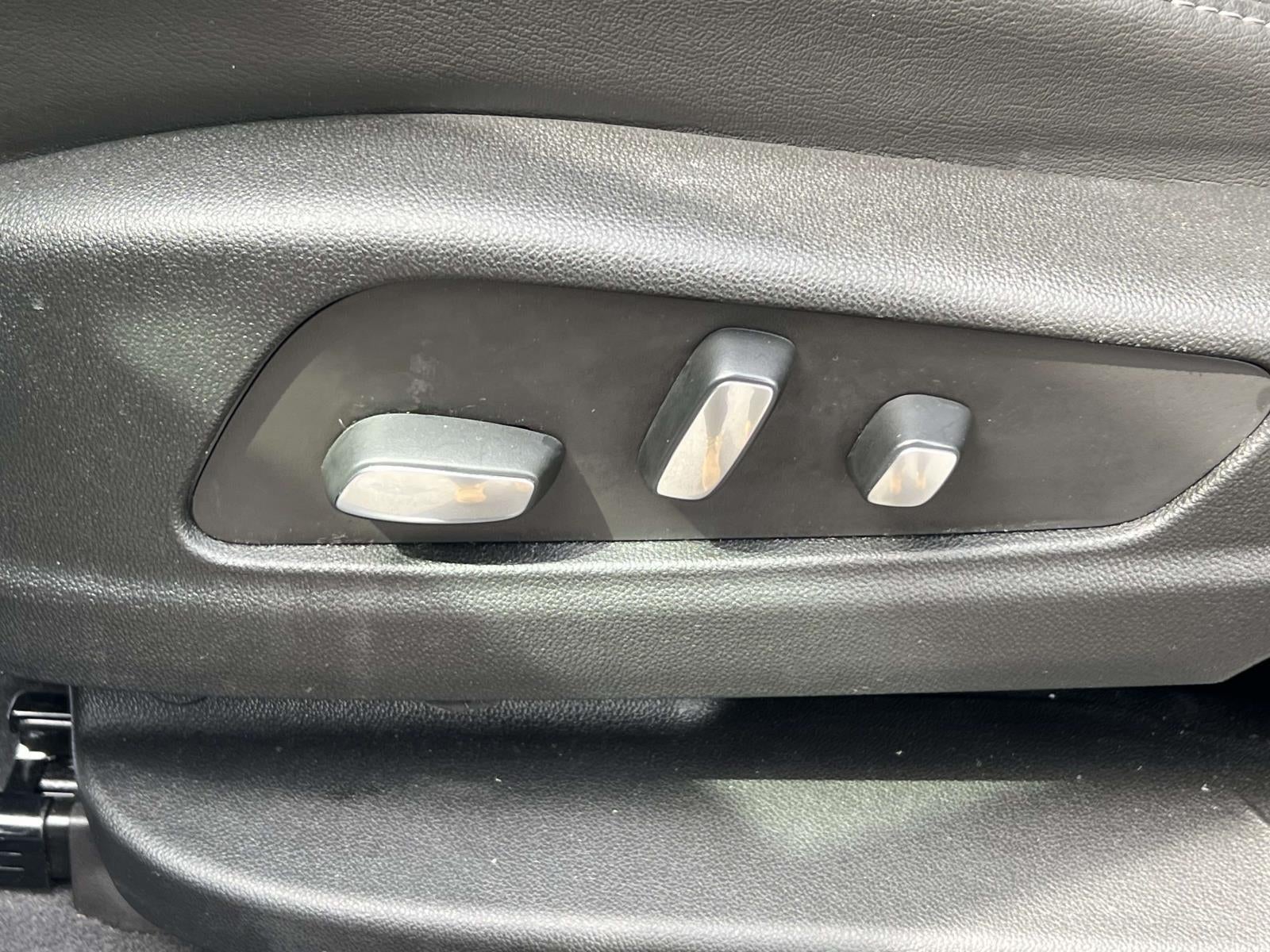 2023 Cadillac XT6 AWD Premium Luxury