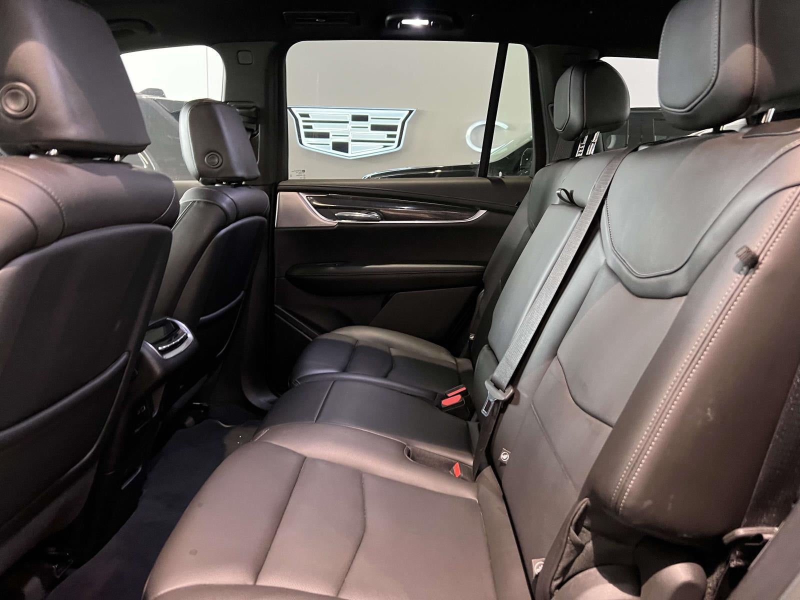 2023 Cadillac XT6 Sport