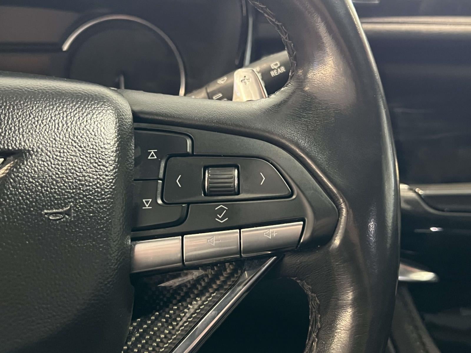 2023 Cadillac XT6 Sport